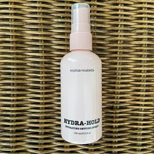 Hydra-Hold Hydrating Setting Spray - Pink